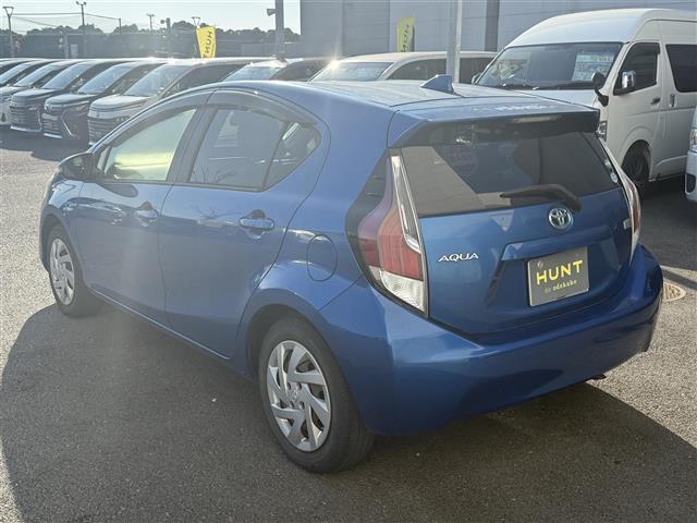 アクア Ｓ　純正ナビ（ＦＭ／ＡＭ／ＣＤ／ＤＶＤ／ＢＴ）　フルセグＴＶ　バックカメラ　前席シートヒーター　オートライト　ビルトインＥＴＣ　プッシュスタート　スマートキー　ハロゲンライト　アイドリングストップ（43枚目）