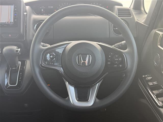 Ｎ－ＢＯＸカスタム Ｇ・Ｌホンダセンシング　純正ナビ　バックカメラ　ＥＴＣ　両側パワースライドドア　ステアリングスイッチ　シートヒーター　ＬＥＤヘッドライト　オートライト　フォグライト　スマートキー　プッシュスタート　アイドリングストップ（7枚目）