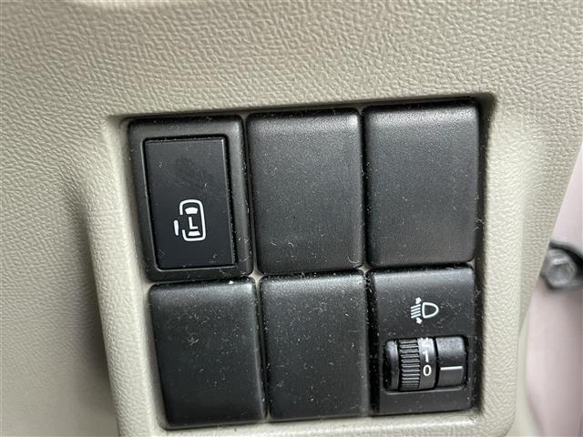 ルークス Ｇ　純正７インチナビ　ワンセグＴＶ　片側パワースライドドア　ＥＴＣ　プッシュスタート　スマートキー　ハロゲンヘッドライト（10枚目）