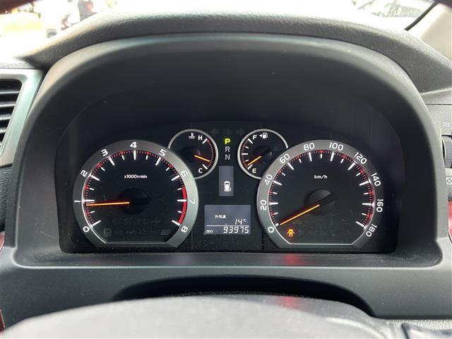 ヴェルファイア ２．４Ｚ　両側パワースライドドア　フリップダウンモニター　純正７インチＨＤＤナビ　ワンセグＴＶ　ＥＴＣ　オットマンシート　社外１７インチアルミホイール　プッシュスタート　スマートキー（9枚目）