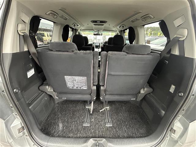 ヴェルファイア ２．４Ｚ　両側パワースライドドア　フリップダウンモニター　純正７インチＨＤＤナビ　ワンセグＴＶ　ＥＴＣ　オットマンシート　社外１７インチアルミホイール　プッシュスタート　スマートキー（25枚目）