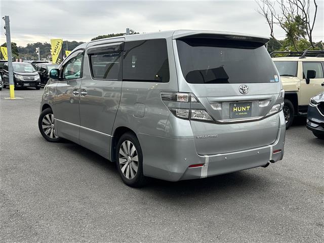 ヴェルファイア ２．４Ｚ　両側パワースライドドア　フリップダウンモニター　純正７インチＨＤＤナビ　ワンセグＴＶ　ＥＴＣ　オットマンシート　社外１７インチアルミホイール　プッシュスタート　スマートキー（43枚目）