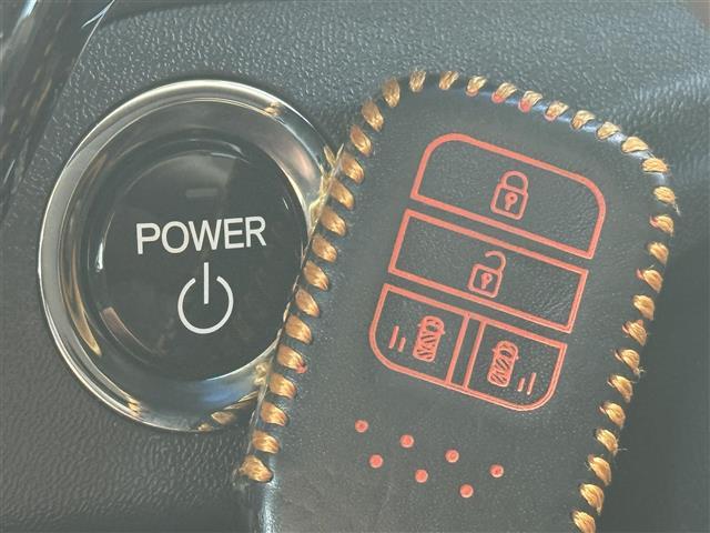 ステップワゴンスパーダ ｅ：ＨＥＶスパーダ　Ｇ　ホンダセンシング　ホンダセンシング　純正１０インチナビ（ＶＸＵ－２２７ＳＷｉ）フルセグＴＶ　ＣＤ／ＤＶＤ／ＳＤ／ＵＳＢ　ＡｐｐｌｅＣａｒＰｌａｙ　ビルトインＥＴＣ　バックカメラ　ステアリングスイッチ　ＡＣＣ　純正ＡＷ（15枚目）