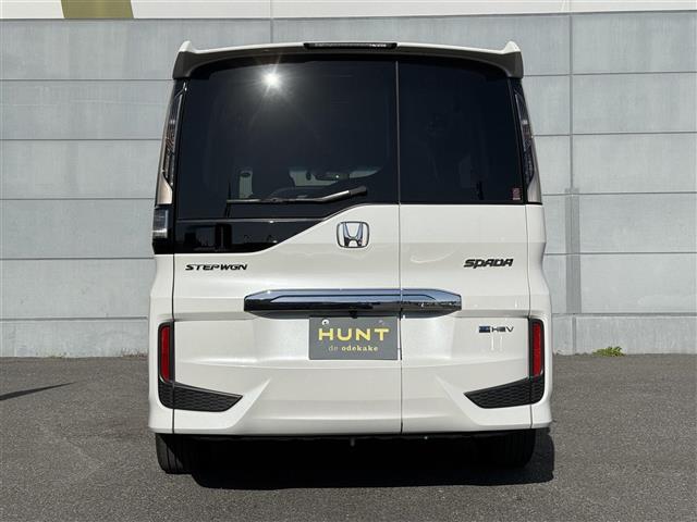 ステップワゴンスパーダ ｅ：ＨＥＶスパーダ　Ｇ　ホンダセンシング　ホンダセンシング　純正１０インチナビ（ＶＸＵ－２２７ＳＷｉ）フルセグＴＶ　ＣＤ／ＤＶＤ／ＳＤ／ＵＳＢ　ＡｐｐｌｅＣａｒＰｌａｙ　ビルトインＥＴＣ　バックカメラ　ステアリングスイッチ　ＡＣＣ　純正ＡＷ（30枚目）