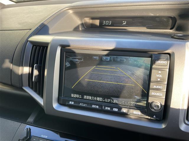 ステップワゴンスパーダ Ｚ　クールスピリット　純正ナビ　バックカメラ　ＥＴＣ　両側パワースライド　パドルシフト　フリップダウンモニター（3枚目）