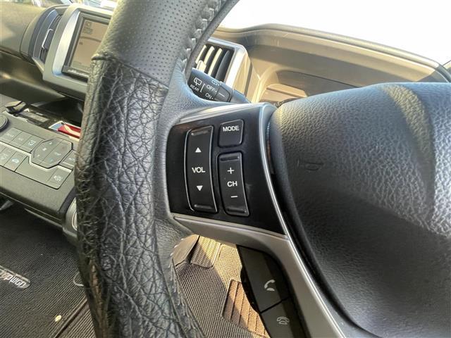 ステップワゴンスパーダ Ｚ　クールスピリット　純正ナビ　バックカメラ　ＥＴＣ　両側パワースライド　パドルシフト　フリップダウンモニター（5枚目）