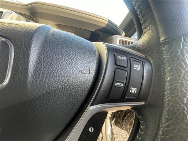 ステップワゴンスパーダ Ｚ　クールスピリット　純正ナビ　バックカメラ　ＥＴＣ　両側パワースライド　パドルシフト　フリップダウンモニター（6枚目）