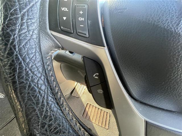 ステップワゴンスパーダ Ｚ　クールスピリット　純正ナビ　バックカメラ　ＥＴＣ　両側パワースライド　パドルシフト　フリップダウンモニター（7枚目）