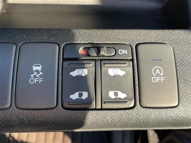 ステップワゴンスパーダ Ｚ　クールスピリット　純正ナビ　バックカメラ　ＥＴＣ　両側パワースライド　パドルシフト　フリップダウンモニター（12枚目）