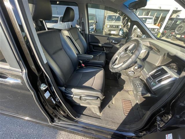 ステップワゴンスパーダ Ｚ　クールスピリット　純正ナビ　バックカメラ　ＥＴＣ　両側パワースライド　パドルシフト　フリップダウンモニター（21枚目）