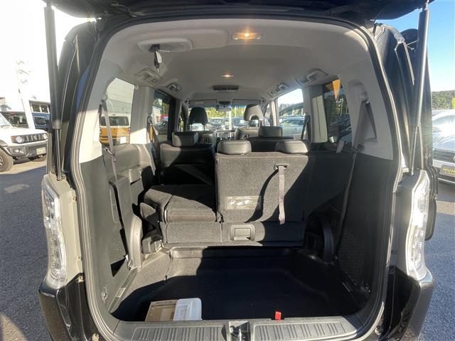 ステップワゴンスパーダ Ｚ　クールスピリット　純正ナビ　バックカメラ　ＥＴＣ　両側パワースライド　パドルシフト　フリップダウンモニター（26枚目）