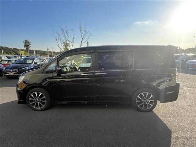 ステップワゴンスパーダ Ｚ　クールスピリット　純正ナビ　バックカメラ　ＥＴＣ　両側パワースライド　パドルシフト　フリップダウンモニター（29枚目）