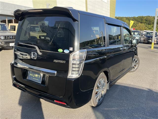 ステップワゴンスパーダ Ｚ　クールスピリット　純正ナビ　バックカメラ　ＥＴＣ　両側パワースライド　パドルシフト　フリップダウンモニター（32枚目）