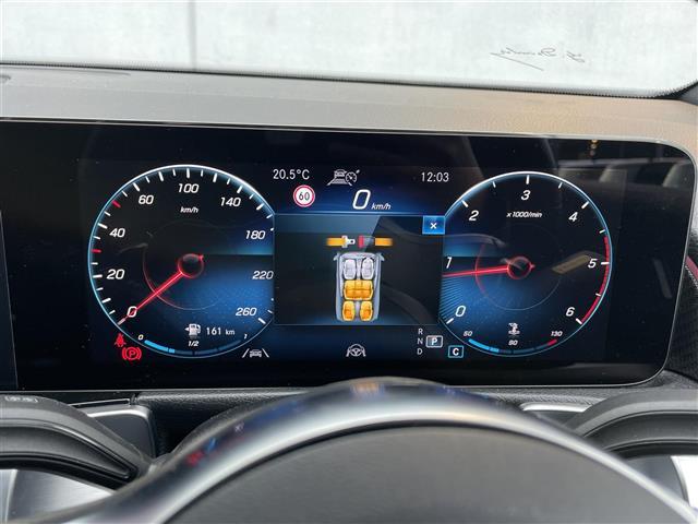 ＧＬＢ ＧＬＢ２００ｄ　４マチック　ＡＭＧラインパッケージ　電動ハ゜ーキング　ステアリンク゛スイッチ　シートメモリー　置くだけ充電　アンヒ゛エントライト　ＢＳＭ　ハ゜ト゛ルシフト　ウェルカムランフ゜（10枚目）