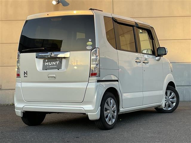 Ｎ－ＢＯＸ Ｇ　ＳＳパッケージ　純正７インチナビ　ビルトインＥＴＣ　バックカメラ　両側パワースライドドア　電動格納ミラー　エンジンスタートボタン　スマートキー　アイドリングストップ　オートライト　キセノンヘッドライト（33枚目）