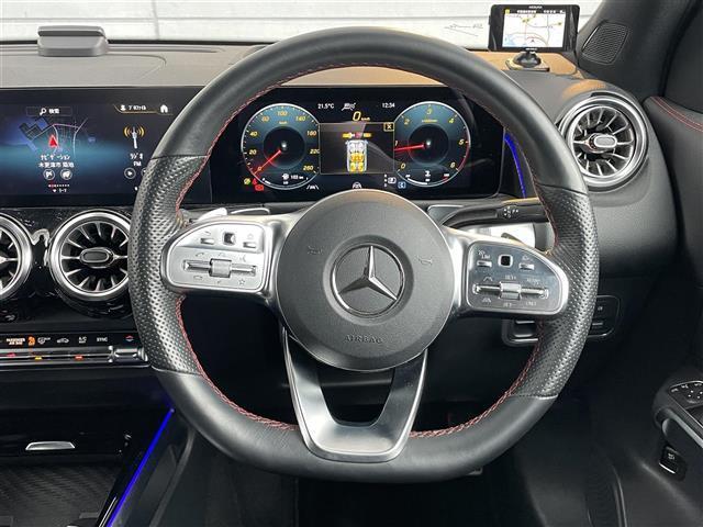 ＧＬＢ ＧＬＢ２００ｄ　４マチック　ＡＭＧラインパッケージ　パノラミックスライディングルーフ　レーダーセーフティＰＫＧ／ＢＳＭ／前後ソナー　オフロードエンジニアリングＰＫＧ　ワイヤレス充電　１０．２５インチナビ　全方位カメラ　ＥＴＣ２．０　パワーシート（7枚目）