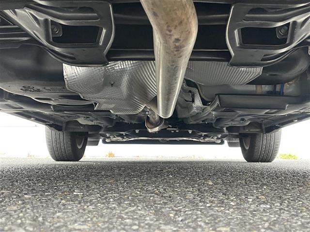 ジープ・レネゲード ロンジチュード　ＢＳＭ／後ソナー　純正ディスプレイオーディオ　バックカメラ　ＥＴＣ　ステアリングスイッチ　電動パーキングブレーキ　フォグライト／バックフォグ　スマートキー　プッシュスタート　純正フロアマット（41枚目）