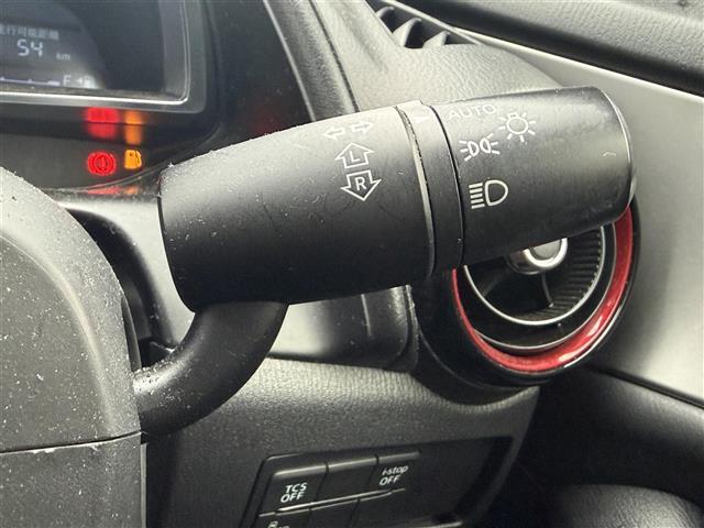 ＣＸ－３ ＸＤ　ツーリング　ＢＯＳＥサウンド　ＢＳＭ　ＨＵＤ　クルーズコントロール　純正ナビ　バックカメラ　ステアリングスイッチ　パドルシフト　ＬＥＤライト　ハーフレザーシート　シートヒーター　社外１６インチＡＷ（11枚目）