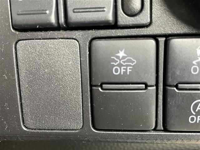 トール カスタムＧ　ＳＡＩＩ　フリップダウンモニター　９インチナビ　全方位カメラ　ＥＴＣ　両側パワースライドドア　ステアリングスイッチ　ＬＥＤヘッドライト　オートライト　フォグライト　純正フロアマット　純正１４インチＡＷ（18枚目）