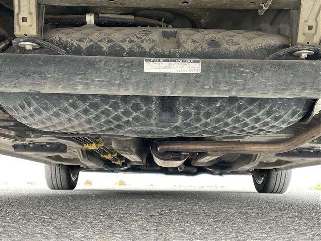 トール カスタムＧ　ＳＡＩＩ　フリップダウンモニター　９インチナビ　全方位カメラ　ＥＴＣ　両側パワースライドドア　ステアリングスイッチ　ＬＥＤヘッドライト　オートライト　フォグライト　純正フロアマット　純正１４インチＡＷ（41枚目）