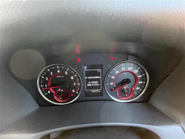 アルファード ２．５Ｓ　Ｃパッケージ　４人乗り仕様　サンルーフ　フリップダウンモニター　純正ナビ　バックカメラ　両側パワースライドドア　パワーシート　シートヒーター　エアシート　レザーシート　パワーバックドア　デジタルミラー　ＥＴＣ２．０（12枚目）