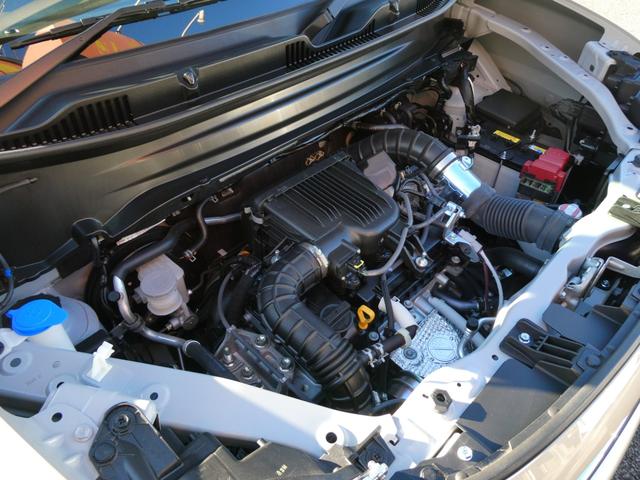 クロスビー ハイブリッドＭＺ　１．０Ｌターボ４ＷＤ　全方位カメラ　２トーンルーフ　ＬＥＤヘッド＆フォグ　ソナ－　アダプティブクルコン　レ－ンキ－プ　踏み間違い防止　フルフラット　シ－トヒ－ター　Ｍハイブリッド　前後横ウォークスルー（14枚目）