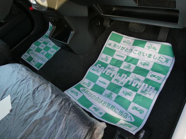 クロスビー ハイブリッドＭＺ　１．０Ｌターボ４ＷＤ　全方位カメラ　２トーンルーフ　ＬＥＤヘッド＆フォグ　ソナ－　アダプティブクルコン　レ－ンキ－プ　踏み間違い防止　フルフラット　シ－トヒ－ター　Ｍハイブリッド　前後横ウォークスルー（27枚目）