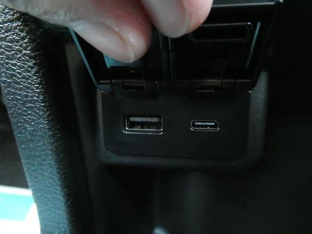 クロスビー ハイブリッドＭＺ　１．０Ｌターボ４ＷＤ　全方位カメラ　２トーンルーフ　ＬＥＤヘッド＆フォグ　ソナ－　アダプティブクルコン　レ－ンキ－プ　踏み間違い防止　フルフラット　シ－トヒ－ター　Ｍハイブリッド　前後横ウォークスルー（36枚目）