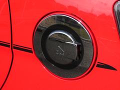 ���Ǻܼ�ξ�ϡ��Хå��䡼�ɤ˰�ư���Ƥ�����䥯�꡼�˥�����ŹƬ��̵����硢�ޤ����߸˰�ư���ξ�������Ǹ���ĺ���ʤ���礬�������ޤ���������Źͽ�꤬����ޤ�Ǥ����顢�����ˤ�ͽ��򤪴ꤤ�פ��ޤ��� 5