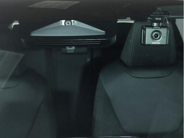 ヤリス ハイブリッドZ トヨタ認定中古車・ブラインドスポットミラー・シートヒーター・ハンドルヒーター・HDMI端子・TYPE-C電源搭載・LEDヘッドライト・ドライブレコーダー前後・ETC・合皮シート・オートエアコン(11枚目)