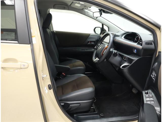 シエンタ ハイブリッド　ファンベースＧ　クエロ　トヨタ認定中古車　禁煙・ワンオーナー・衝突被害軽減システム・誤発進抑制装置・前後ドライブレコーダー・純正ナビ・フルセグＴＶ・全周囲モニター・ＥＴＣ・両側電動スライドドア・ＬＥＤヘッドライト（14枚目）