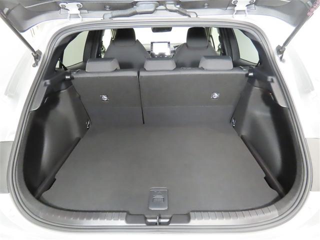 便利な６：４分割可倒式シートです。収納と乗車人数のバランスに優れています♪荷物の大きさに応じたラゲージスペースをフレキシブルに作り出せるので、シーンに応じた使い方ができます♪