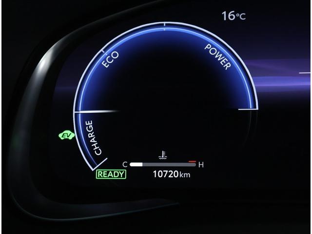 ハリアーハイブリッド Z レザーパッケージ トヨタ認定中古車・衝突軽減ブレーキ・誤発信抑制・先進ライト・ブラインドスポットモニター・ワンオーナー・パノラミックビューモニター・フルエアロ・LEDヘッドライト・ETC・ドライブレコーダー(17枚目)