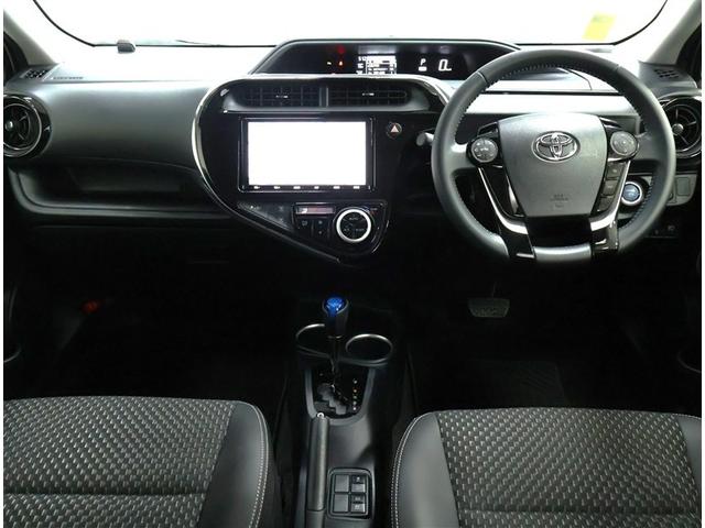 アクア クロスオーバー トヨタ認定中古車・純正9インチナビ・CD/DVD再生可・地デジ(フルセグ)・バックカメラ・ドライブレコーダー・スマートキー・ETC2.0・LEDヘッドライト・純正アルミホイール・ワンオーナー(3枚目)