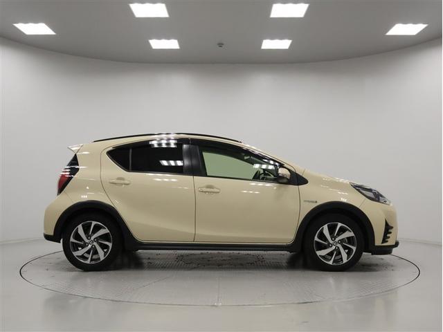 アクア クロスオーバー トヨタ認定中古車・純正9インチナビ・CD/DVD再生可・地デジ(フルセグ)・バックカメラ・ドライブレコーダー・スマートキー・ETC2.0・LEDヘッドライト・純正アルミホイール・ワンオーナー(5枚目)