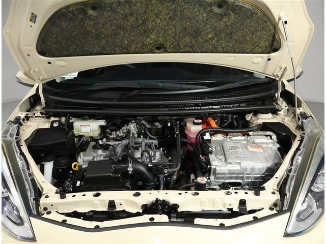 アクア クロスオーバー トヨタ認定中古車・純正9インチナビ・CD/DVD再生可・地デジ(フルセグ)・バックカメラ・ドライブレコーダー・スマートキー・ETC2.0・LEDヘッドライト・純正アルミホイール・ワンオーナー(11枚目)