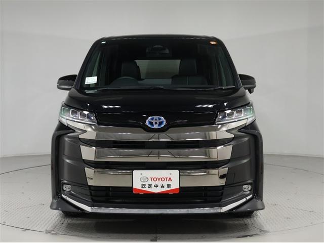 ノア ハイブリッドＳ－Ｚ　トヨタ認定中古車　禁煙・ワンオーナー・後席モニター・シートヒーター・純正ＤＡナビ・フルセグＴＶ・バックカメラ・ＥＴＣ２．０・ＡＣ１００Ｖ電源・両側電動スライドドア・ＬＥＤヘッドライト・衝突被害軽減（6枚目）