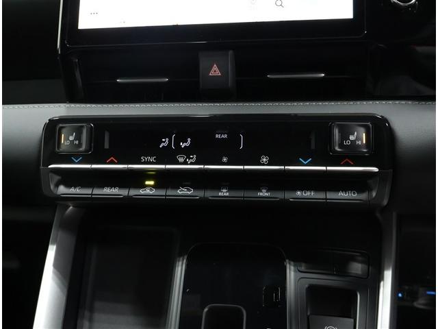 ノア ハイブリッドＳ－Ｚ　トヨタ認定中古車　禁煙・ワンオーナー・後席モニター・シートヒーター・純正ＤＡナビ・フルセグＴＶ・バックカメラ・ＥＴＣ２．０・ＡＣ１００Ｖ電源・両側電動スライドドア・ＬＥＤヘッドライト・衝突被害軽減（16枚目）