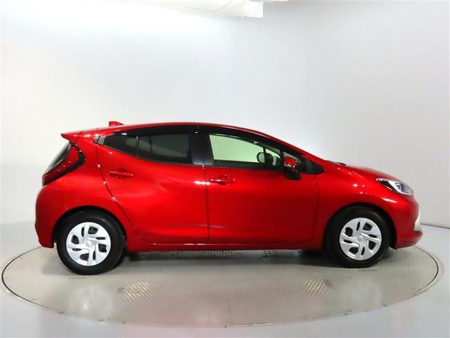 アクア Ｇ　トヨタ認定中古車・衝突軽減ブレーキ・車線逸脱警報・先進ライト・シートヒーター・クルーズコントロール・全周囲モニター・横滑り防止装置・ワンオーナー・前後ドライブレコーダー・ＬＥＤヘッドライト・ＥＴＣ（4枚目）