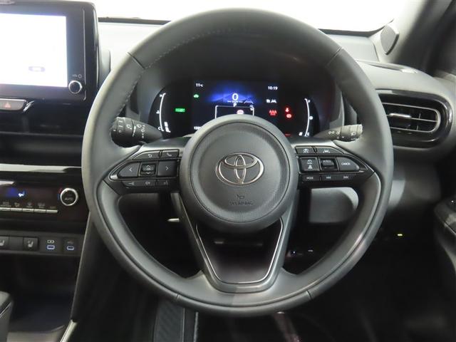 ヤリスクロス ハイブリッドZ アドベンチャー トヨタ認定中古車・全周囲モニター・アドバンストパーク・ヘッドアップディスプレイ・LEDヘッドライト・地デジTV・TVキット・純正ディスプレイオーディオナビ・ETC2.0(22枚目)