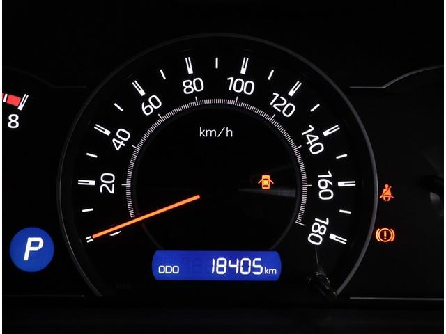 ヴォクシー ZS 煌II トヨタ認定中古車 ワンオーナー 衝突被害軽減ブレーキ ペダル踏み間違え急発進抑制装置 車線逸脱警報 先進ライトTコネクトナビ DVD再生 フルセグテレビ ETC LEDヘッドライト(13枚目)