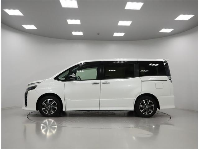 ヴォクシー ZS 煌II トヨタ認定中古車 ワンオーナー 衝突被害軽減ブレーキ ペダル踏み間違え急発進抑制装置 車線逸脱警報 先進ライト Tコネクトナビ 後席モニター ドライブレコーダー DVD再生 フルセグテレビ ETC(4枚目)