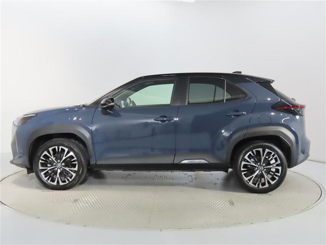 ヤリスクロス Ｚ　トヨタ認定中古車　ワンオーナー　衝突被害軽減ブレーキ　ペダル踏み間違え急発進抑制装置　ブラインドスポットモニター　車線逸脱警報　Ｔコネクトナビ　ドライブレコーダー　パノラミックビューモニター（4枚目）