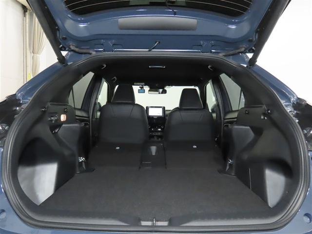 ヤリスクロス ハイブリッドZ 使用歴試乗車 トヨタ認定中古車 衝突被害軽減ブレーキ ペダル踏み間違え急発進抑制装置 ブラインドスポットモニター ペダル踏み間違え急発進抑制装置 ドライブレコーダー パノラミックビューモニター(16枚目)