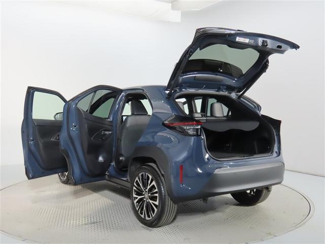 ヤリスクロス ハイブリッドZ 使用歴試乗車 トヨタ認定中古車 衝突被害軽減ブレーキ ペダル踏み間違え急発進抑制装置 ブラインドスポットモニター ペダル踏み間違え急発進抑制装置 ドライブレコーダー パノラミックビューモニター(27枚目)