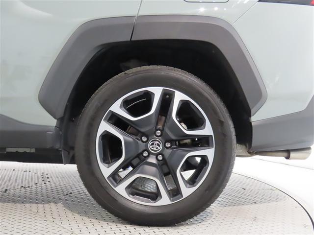 RAV4 アドベンチャー トヨタ認定中古車 ワンオーナー 衝突被害軽減ブレーキ ペダル踏み間違え急発進抑制装置 ブラインドスポットモニター 車線逸脱警報 先進ライト Tコネクトナビ DVD再生 ドライブレコーダー ETC(19枚目)