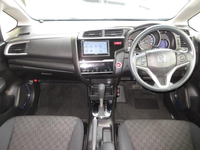 13G・Sパッケージ /ワンオーナー/禁煙車/ナビ/Bluetooth/フルセグ/Rカメラ/ETC Bluetoothオーディオ オートクルーズコントロール 衝突軽減 iストップ 地デジ 電動格納ミラー サイドエアバッグ(10枚目)