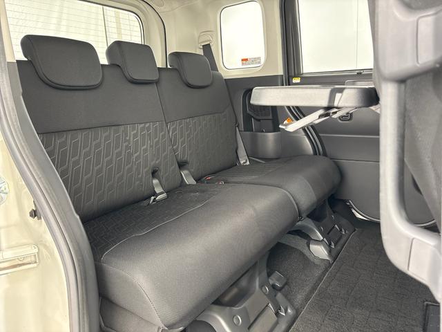 トール カスタムＧリミテッドＩＩＳＡＩＩＩ　／ワンオーナー／禁煙車／純正ＳＤナビ／ミュージックサーバー／ＵＳＢ／ＢＴＡ／Ｒカメラ／全周囲カメラ／ＥＴＣ／衝突軽減ブレーキ／Ｐセンサー／シートヒーター／ＬＥＤヘッドランプ／フォグライト／純正ＡＷ／（31枚目）