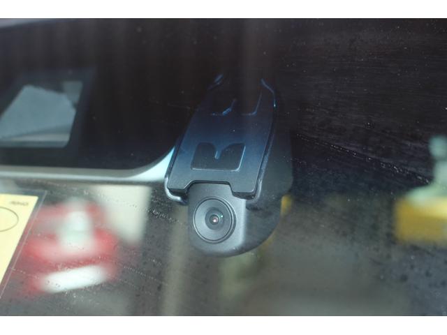 G・Lホンダセンシング LEDヘッドライ フルフラット 車線維持支援システム フルオートエアコン 横滑防止装置 パワーウィンドウ オートクルーズコントロール インテリキー ETC ベンチシート エアバック キーレス ABS(5枚目)