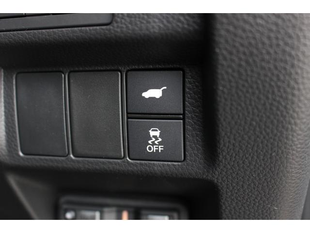 ステップワゴン ｅ：ＨＥＶスパーダ　プレミアムライン　マルチカメラ　Ｐテールゲート　Ｗエアコン　両側自動ドア　Ｆセグ　ＵＳＢ接続　クリアランスソナ　助手席エアバッグ　電格ミラー　スマートＫ　シ－トヒ－タ－　サイドカメラ　ＤＶＤ再生　バックカメラ　ドラレコ（28枚目）